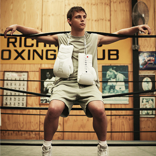 FIND YOUR PERFECT GLOVE SIZE: A GUIDE TO MEASURING YOUR HAND.